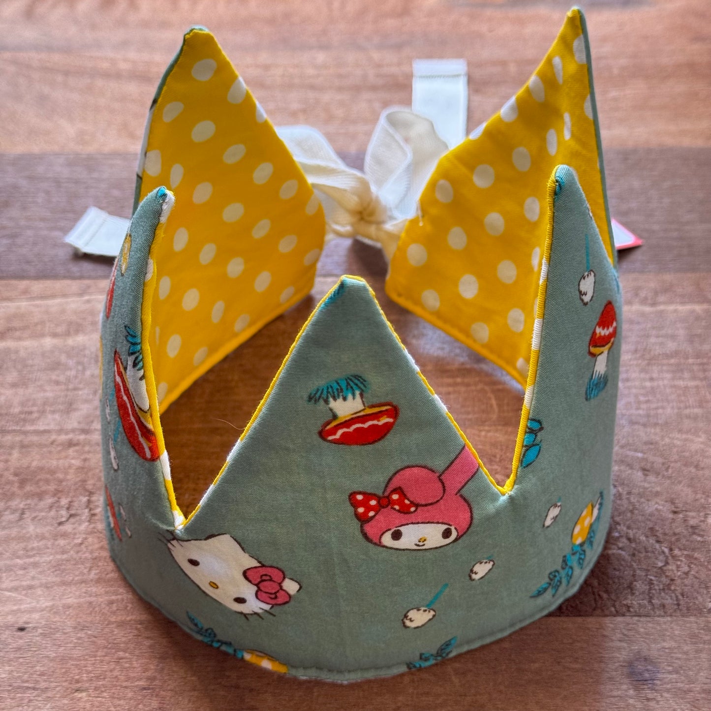 Kids Play Crowns