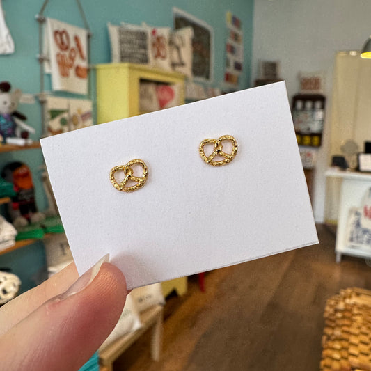 Pretzel Stud Earrings